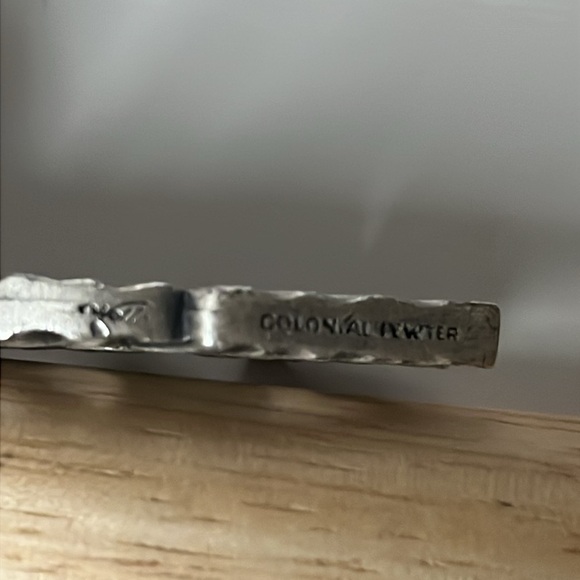 Vintage Colonial Pewter Signed Well’s Abstract Pendant Necklace - Picture 3 of 7